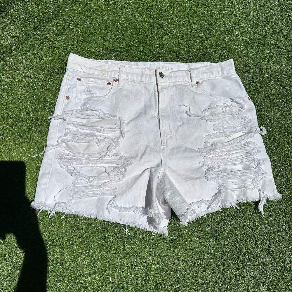 American Eagle Highest Rise 90s Boyfriend Short Distressed Denim Womens Size 36